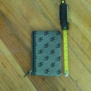 DB Dooney Bourke zip wallet